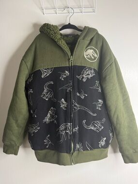 Kids L/10/12 Jurassic Park Sherpa Lined Zip Hoodie Green & Black Dinosaur